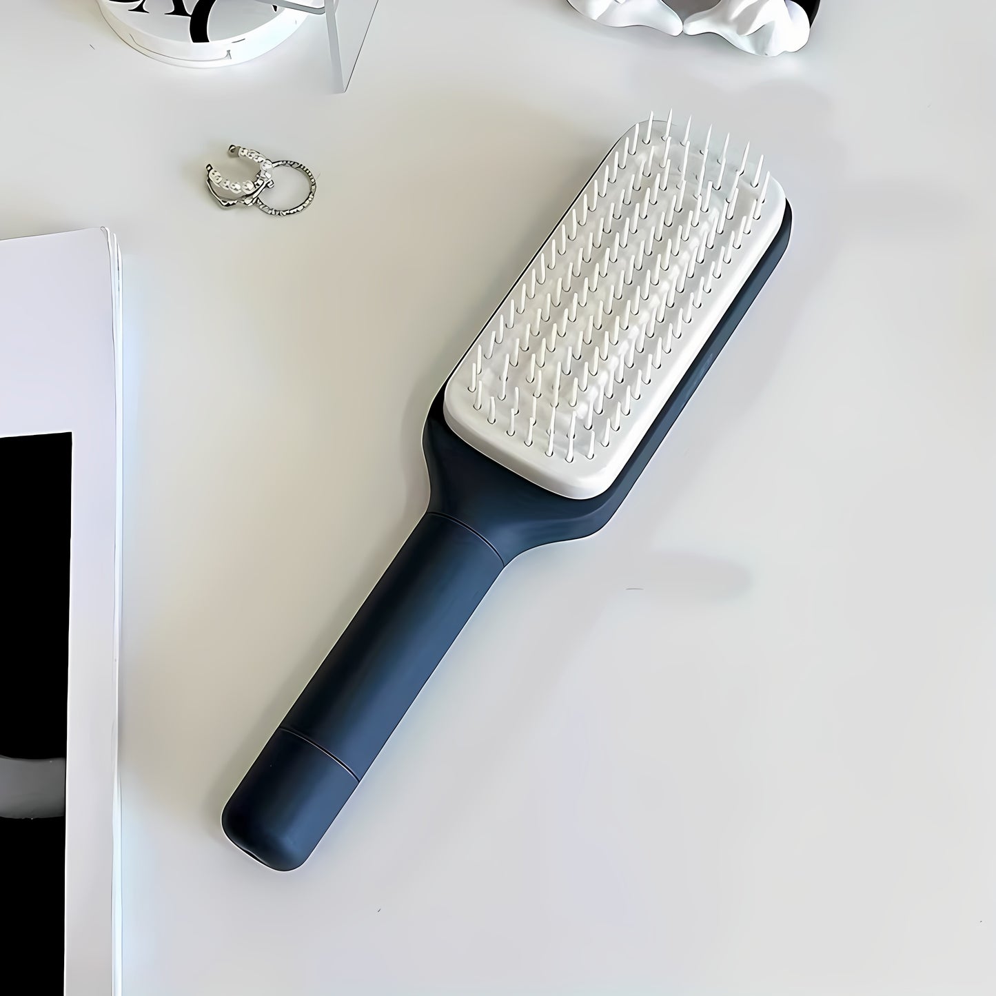 Self-Cleaning Hair Brush – Anti-Static Detangling & Scalp Massage Comb